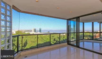 Apartamento alto padrão , 3 suítes, 3 vagas garagem, depósito, bairro Cristal