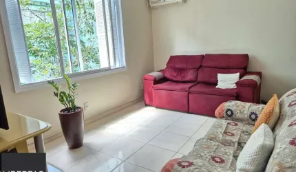 03 Dormitórios, com vaga e reformado