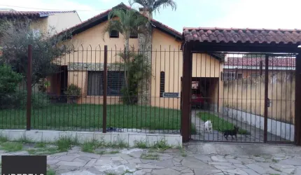 Casa para Venda - 350m², 7 dormitórios, sendo 4 suites, 8 vagas - Ipanema