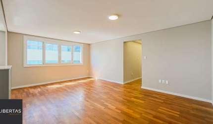 Apartamento 03 dormitórios com Garagem no Bairro 03 Figueiras em Porto Alegre