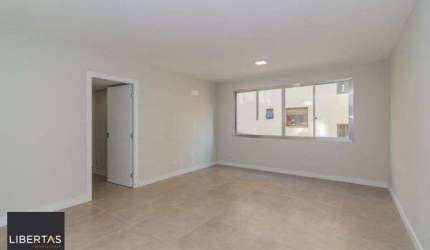 Apartamento reformado com 3 quartos, suíte e 2 vagas – 113 m² -  Mont Serrat