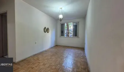 APARTAMENTO AMPLO, 70m² com 2 QUARTOS e 2 BANHEIROS, NO CORAÇÃO DA CIDADE BAIXA