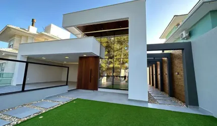 Casa com 3 quartos à venda na Rua Das Macieira, 364, Pedra Branca, Palhoça por R$ 1.990.000