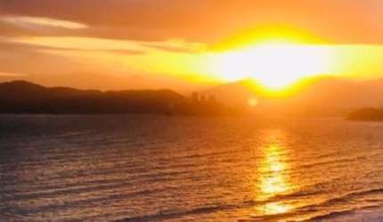 Apartamento 3 Dormitórios FRENTE MAR NA PONTA DA PRAIA EM SANTOS!
