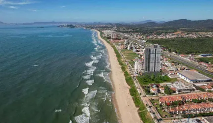Apartamento com 3 dormitórios à venda, 150 m² por R$ 2.279.779,20 - Beira Mar - Barra Velha/SC