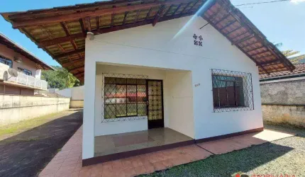 Casa com 3 dormitórios à venda, 100 m² por R$ 660.000,00 - Iririú - Joinville/SC
