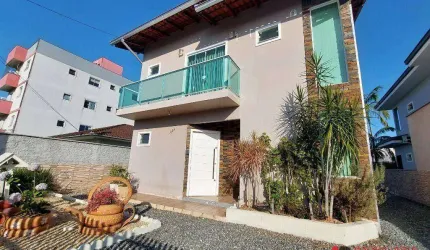 Casa com 3 dormitórios à venda, 188 m² por R$ 950.000,00 - Aventureiro - Joinville/SC