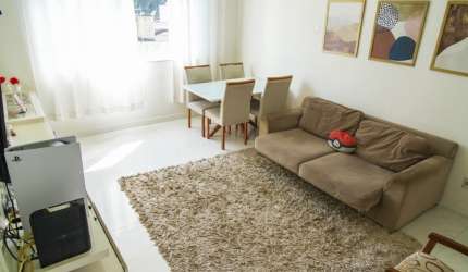 Vendo apartamento de 3 quartos mais dependência