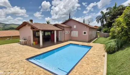 Chácara para Venda em Tuiuti, Centro, 4 dormitórios, 1 suíte, 3 banheiros, 2 vagas