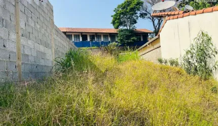 Terreno para Venda em Pinhalzinho, Centro