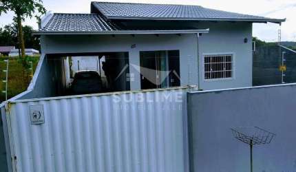 Casa no Bairro Itinga/Araquari com Suíte