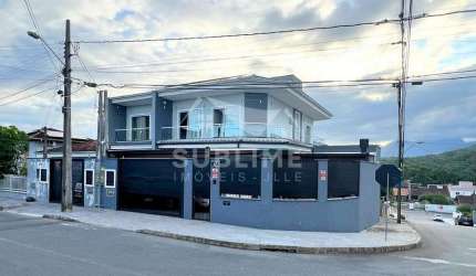 Sobrado esquina no Bairro Costa e Silva 3 suites