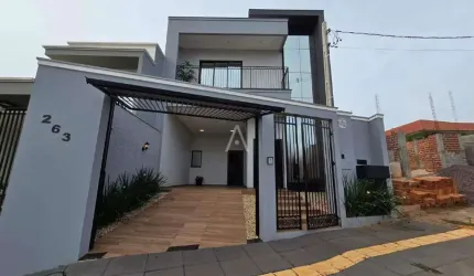 Sobrado semi-mobiliado com 3 quartos e piscina à venda no Bairro CENTRO em TOLEDO por R$ 1.200.000,00