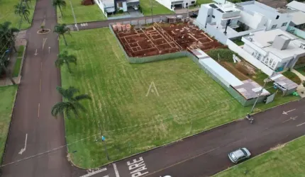 Terreno à venda no Bairro CATARATAS em CASCAVEL por R$ 479.900,00