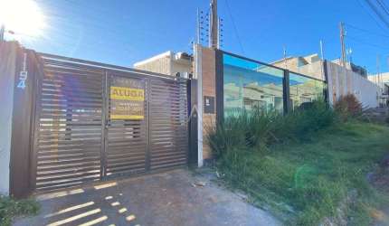Casa para locação no bairro Canadá em Cascavel