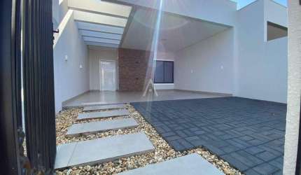 Casa Residencial 3 quartos, sendo 1 suíte, e sobra de terreno à venda no Bairro JARDIM ANAPOLIS em TOLEDO por R$ 695.000,00
