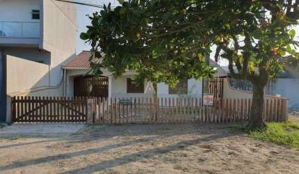 Casa Residencial 3 quartos à venda no Bairro BRASILIA em ITAPOA por R$ 850.000,00