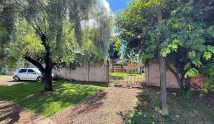 Terreno à venda no Bairro 14 DE NOVEMBRO em CASCAVEL por R$ 300.000,00