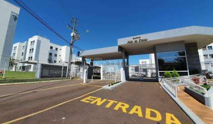 Apartamento à venda mobiliado no Edifício Joao de Barro em Cascavel