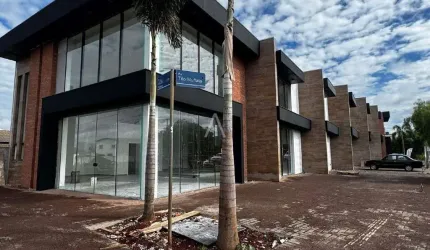 Sala Comercial para aluguel no Bairro SANTA CRUZ em CASCAVEL por R$ 6.678,00
