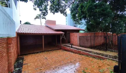 Casa Residencial 3 quartos para aluguel no Bairro JARDIM LA SALLE em TOLEDO por R$ 6.200,00