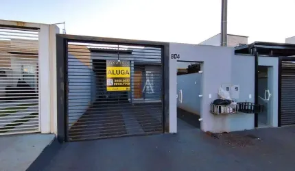 Casa Residencial para aluguel no Bairro Vila Pioneiro em TOLEDO por R$ 2.230,00