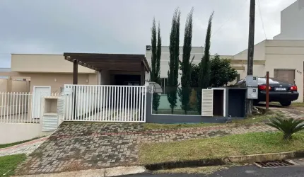 Casa com 2 quartos para alugar na Rua Zamir José Borsatti, 356, Fraron, Pato Branco, 53 m2 por R$ 1.500