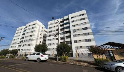 Apartamento com 3 quartos para alugar na Rua Aimoré, 55, Centro, Pato Branco, 86 m2 por R$ 2.500