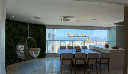 Lindo apartamento  Gonzaga  vista mar
