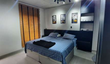 Apartamento de 1 Dormitório - Andar Alto - Totalmente Planejado