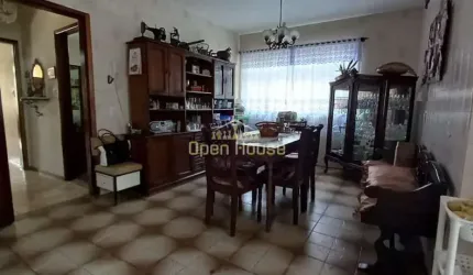 'Descubra Seu Refúgio Espaçoso em Ano Bom: Apartamento de 3 Quartos com Terraço Privativo em Barra