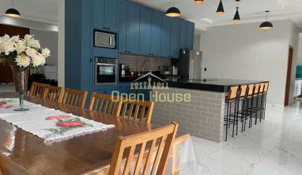 Conforto e Elegância: Sua Casa dos Sonhos à Venda na Morada da Colina, Volta Redonda