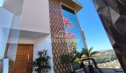 Encontre sua Casa dos Sonhos em Volta Redonda: Amplidão e Conforto na Morada da Colina - VR