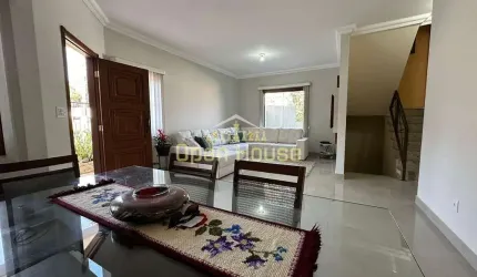 Sofisticação e beleza em dos bairros mais conceituados de Volta Redonda! Casa à venda, 4 quartos, J