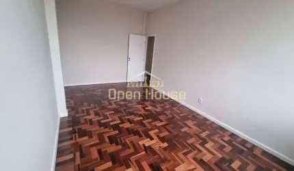 Venda ou Aluguel de Apartamento espaçoso com 3 Quartos e Suíte na Vila Santa Cecília! Localização,