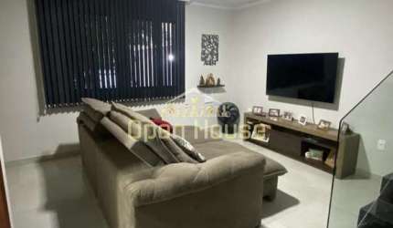 Excelente Casa à Venda no Bairro Sam Remo – Conforto, Tradição e Vista Permanente em Volta Redonda