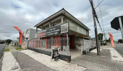 Sobrado Residencial e Comercial à venda no bairro Sitio Cercado em Curitiba -PR
