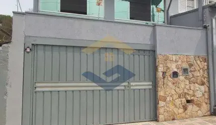 Casa / Sobrado à Venda c/ 215m², 4 Dorms, Sala, Copa, Cozinha, Lavanderia, Churrasqueira, Quintal, 4 Vagas - Vl. Galvão / Horto Florestal - Jundiaí/SP