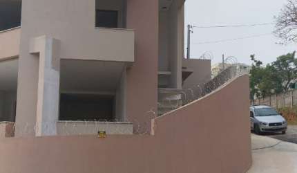 Casa nova á venda em Conselheiro Lafaiete