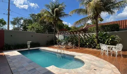 casa condomínio San Remo , três suítes