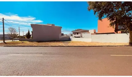 Lote a Venda no Portal da Mata - 459M² Plano de Esquina.