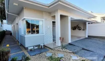 Casa com 3 quartos à venda na Rua dos Pirilampos, 145, Sertão do Maruim, São José por R$ 1.500.000