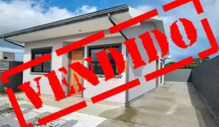 Casa com 2 quartos à venda na Travessa Osny Ubaldo Correia, 127, Forquilhas, São José por R$ 600.000
