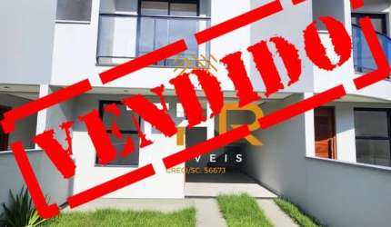 Casa com 3 quartos à venda na Travessa dos Cardeais, 1220, Forquilhas, São José por R$ 440.000