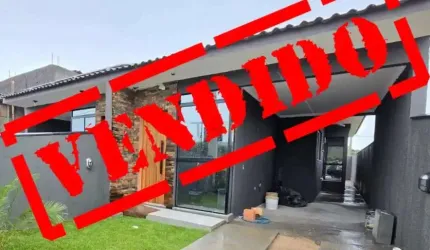 Casa com 2 quartos à venda na Avenida Valdemar Schmidt, 1287, Forquilhas, São José por R$ 375.000