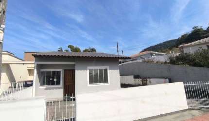 Casa com 3 quartos à venda na Rua Leoni Pamplona, 5561, Bela Vista, Palhoça por R$ 450.000