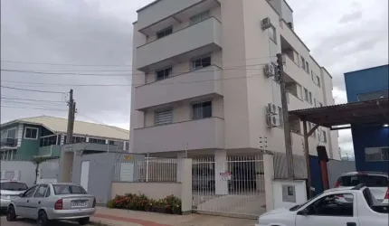 Apartamento com 2 quartos à venda na Rua Tertuliano de Andrade, 1165, Ponte do Imaruim, Palhoça por R$ 300.000