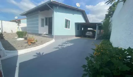 Casa com 3 quartos à venda na Rua Dom Afonso, 32, Caminho Novo, Palhoça por R$ 799.000