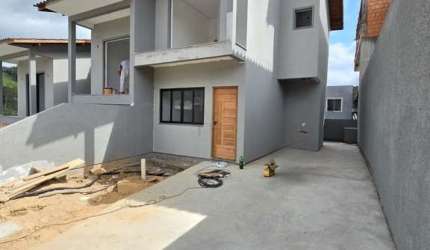 Casa com 2 quartos à venda na Rua Marcelo Espíndola da Silva, 34, Bela Vista, Palhoça por R$ 450.000