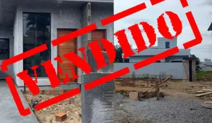 Casa com 2 quartos à venda na Rua Leoni Pamplona, 34, Bela Vista, Palhoça por R$ 350.000
